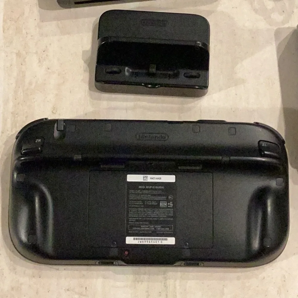 Nintendo Wii U Console 32GB Black & Gamepad System Complete Pokemon Gengar - Picture 10 of 16